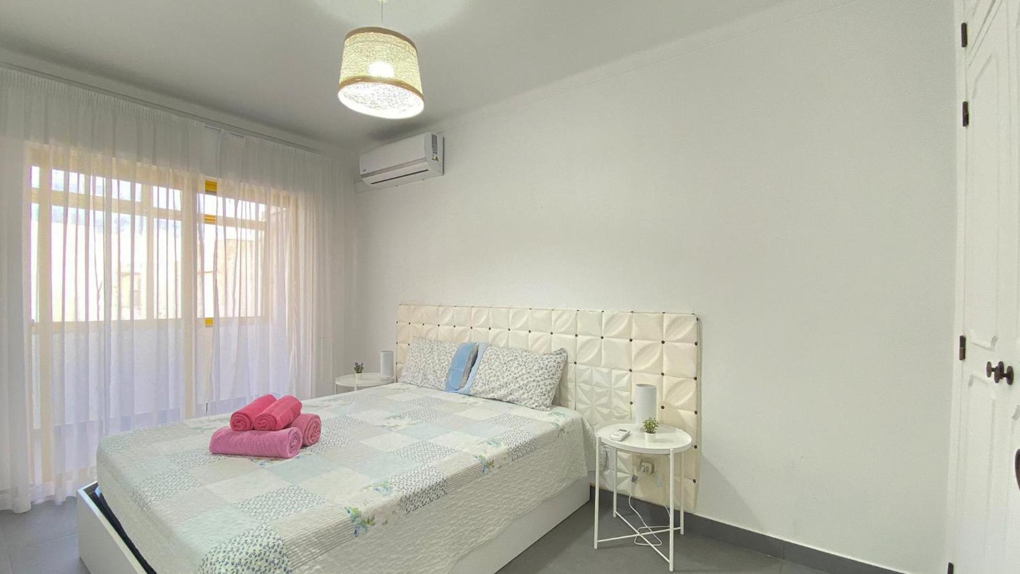 Quarteira Frente Praia II By Homeslow Rentals ภายนอก รูปภาพ