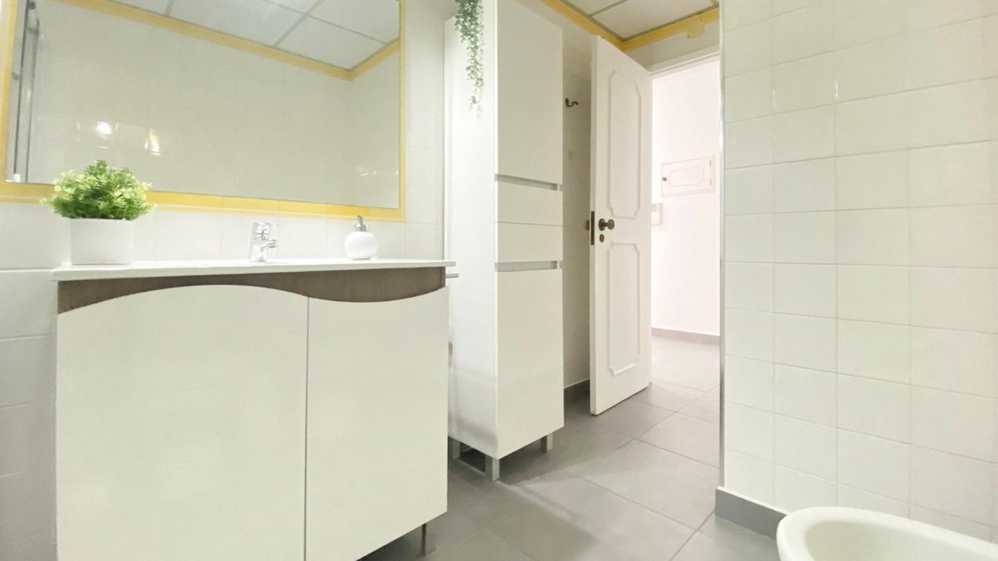 Quarteira Frente Praia II By Homeslow Rentals ภายนอก รูปภาพ
